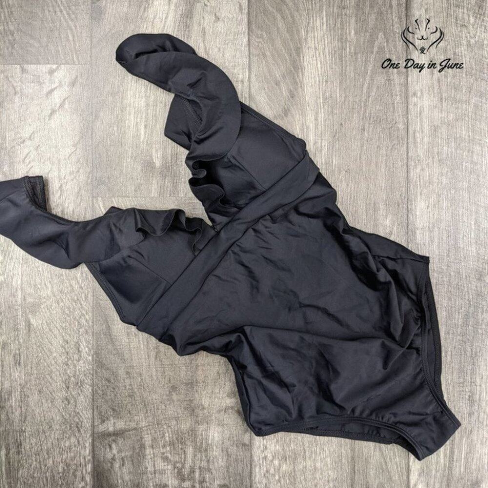 Soyml Ruffle Criss Cross Back One Piece Size M - Picture 3 of 3